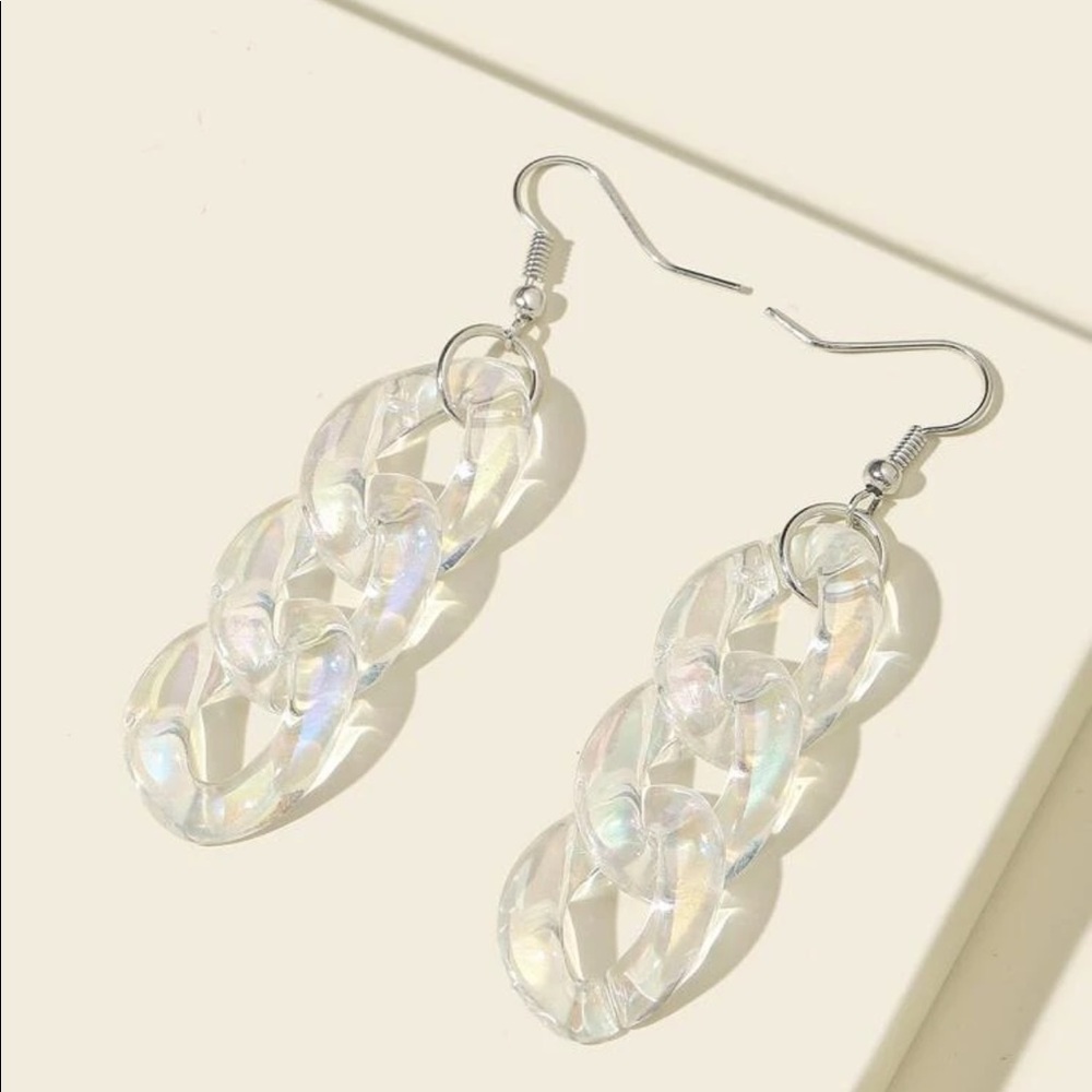 Holographic Lucite Chain Link Earrings - Picture 2 of 3
